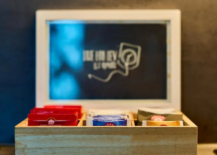 Charmante Fuer 2 Personen In Zentrumsnaehe X Parkplatz X Coworking-arbeitsplaetze Im Haus 아파트 인스브루크