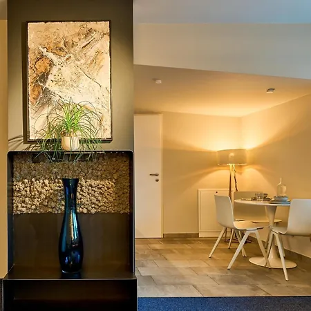 Charmante Für 2 Personen In Zentrumsnähe X Parkplatz X Coworking-arbeitsplätze Im Haus Apartamento *